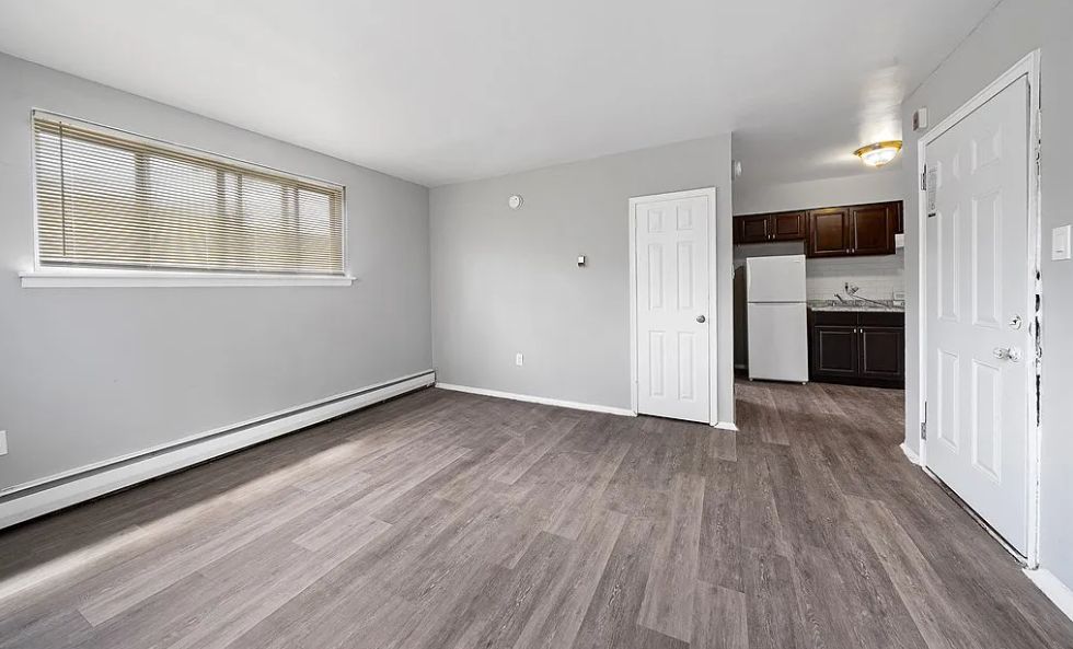 Hammond Garden Apartments – West Oak Lane photo 5